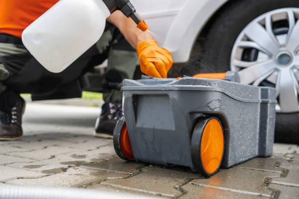 Best Portable toilet rental cost  in Pineville, LA